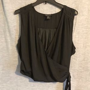 Black v neck sleeveless blouse
